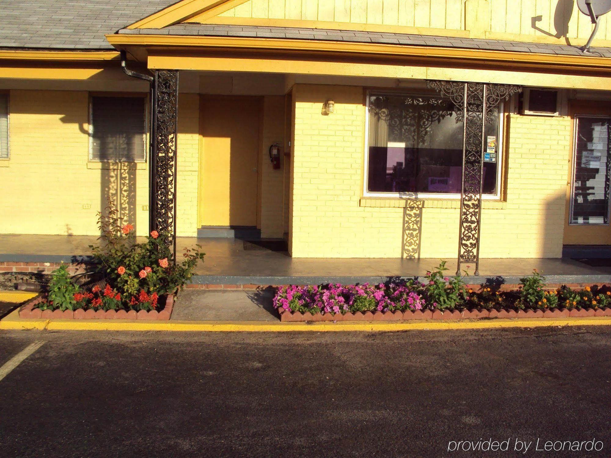 Sunrise Inn - Brownsville Exteriér fotografie